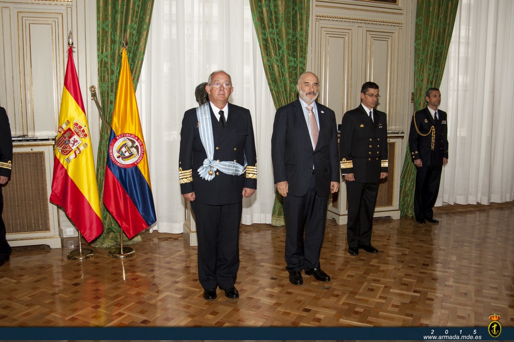 El AJEMA ha recibido hoy la Gran Cruz 'Almirante Padilla' de la República de Colombia